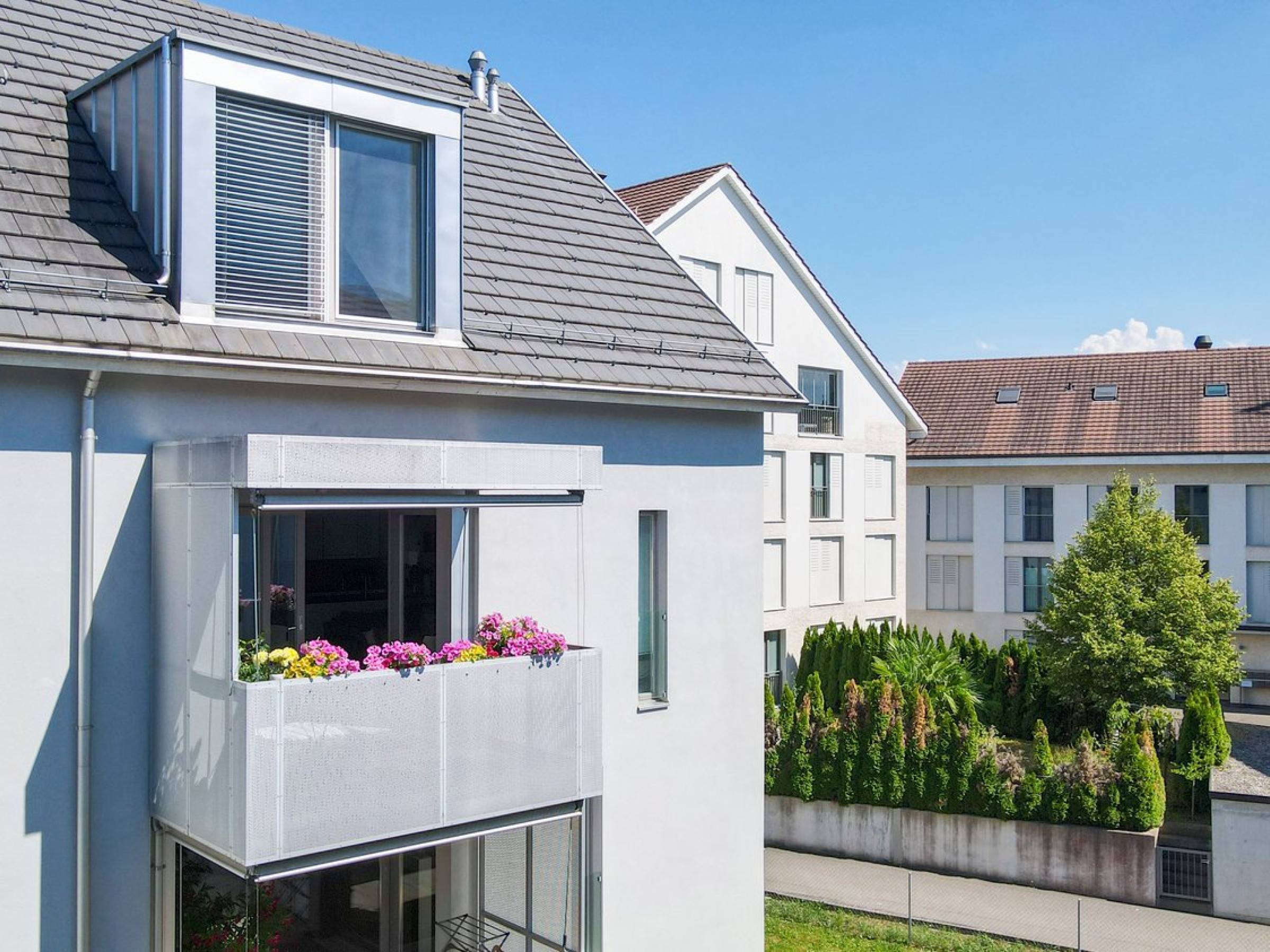 Grosszügige 5.5-Zimmer-Maisonette-Wohnung mit viel Privatsphäre und Wohnkomfort